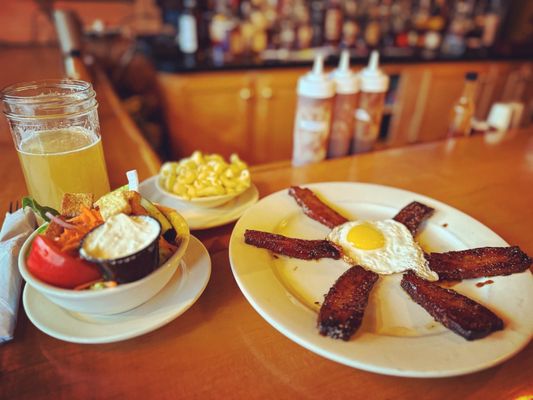 Candied bacon, salad and Mac and cheese