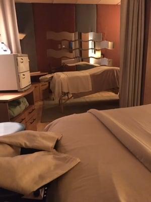 Relax with a partner in our couples massage room or enjoy a service on your own in one of our individual treatment rooms.