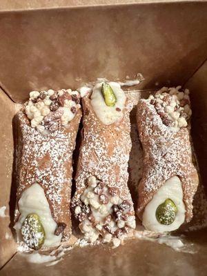 Cannolis