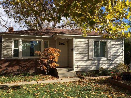 This is a beautiful pet friendly home located in Boise.  Call 208-333-7767 to schedule your showing.