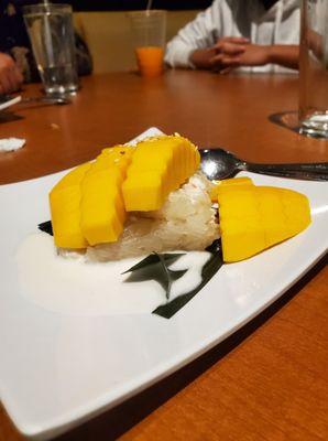 Mango sticky rice