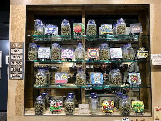 The display is quite nice. We went with their TJ's homegrown strain of Blue Dream. V dank.