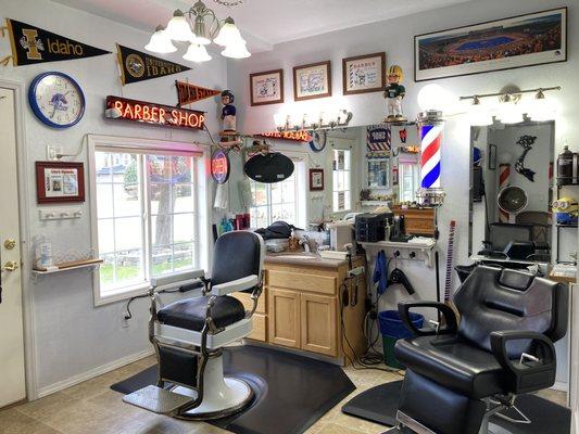 Mark-N Barber Shop