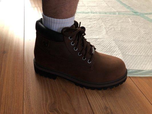 Perfect fit for the quarter crew socks with brown boots