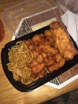 Honey Chicken lomein egg roll