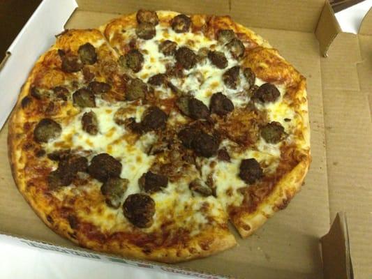 Meatball medium pizza