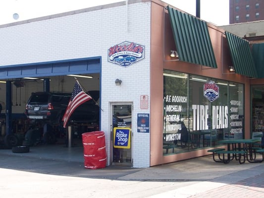 Woodie's Auto Service & Repair Center