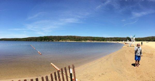 5/24/20. Lake Welch just opened. Rope from the beach goes to the 1/4 mile long outer rope. We swam it RT. But high season is crowded.