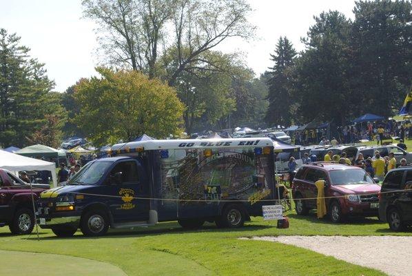 Tailgating at U of M