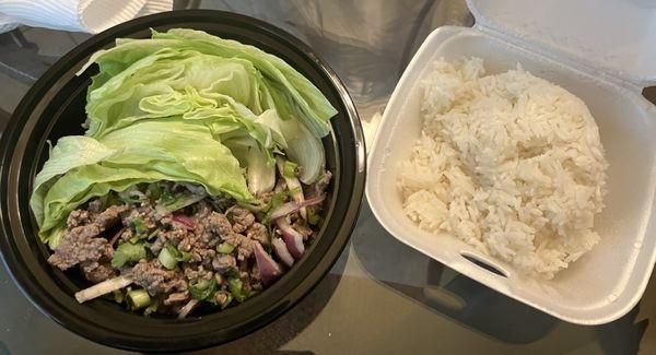 Pristine bowl of mild beef S2. Larb and lettuce, plus I ordered sticky rice as the menu recommended. Very pleasing. 04JUL24