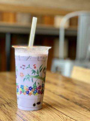 Taro bubble tea