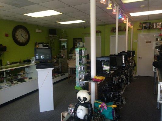 Visit us for refurbished laptops, desktops, phones, and tables the lowest prices in Central Florida. 321.223.1040