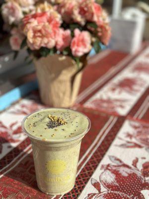 Avocado Banana Smoothie