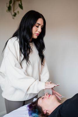 Alia is a certified Reiki practitioner and aura expert helping others release blocks, find balance, and reconnect with their true selves.