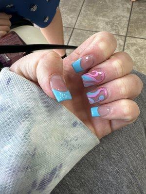 nails