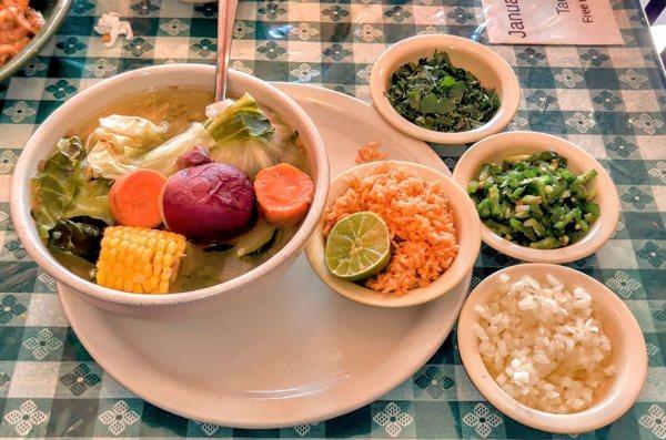 Caldo de pollo