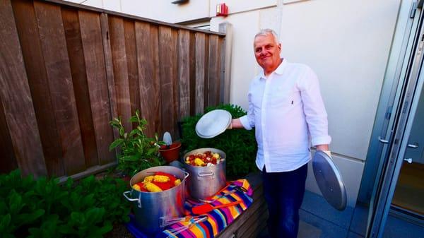 2 HUGE pots of lobsters, clams, steamers, corn and cherise