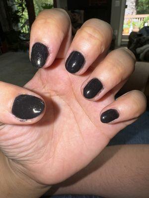 messy black dip manicure