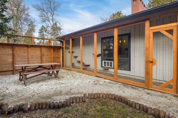 Garden Home Oregon Mid Century Modern with Catio