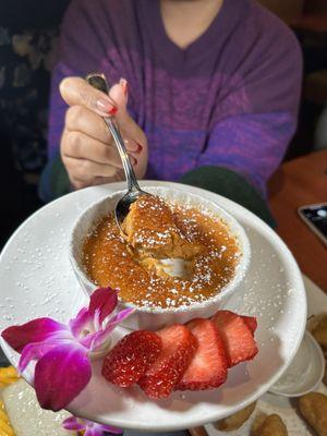 Thai tea crème brûlée