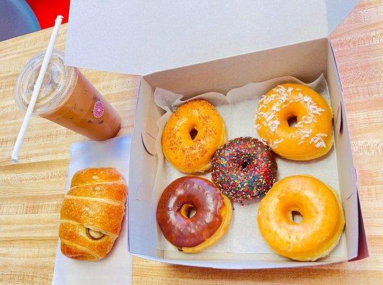 Ice coffee, ham & cheese croissant with jalapeños, and donuts!