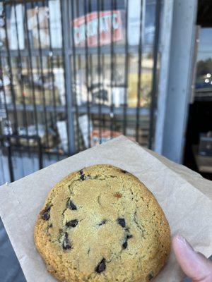 Chocolate chip cookie