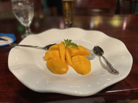 Mango sticky rice