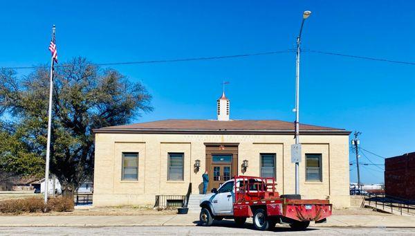 Very cool old Oklahoma vintage post office.