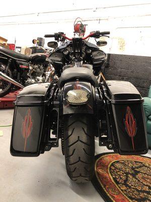 Chopped bagger fender with dyna tailight