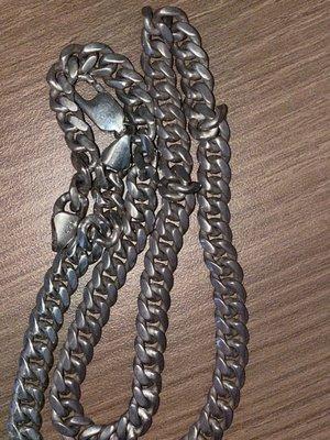 This is the chain he gave me after 2 days of wearing.