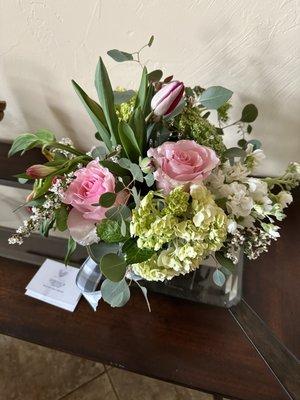 Betty Lou's Flowers & Gifts