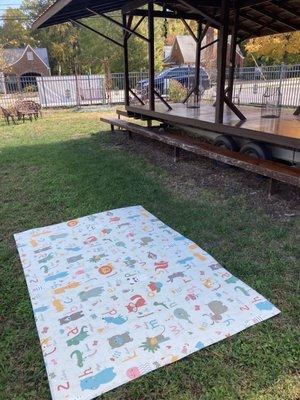 Outdoor play/seating area