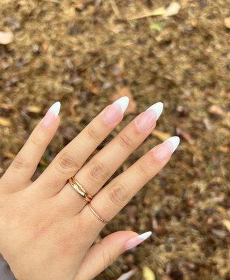 almond shaped french tip