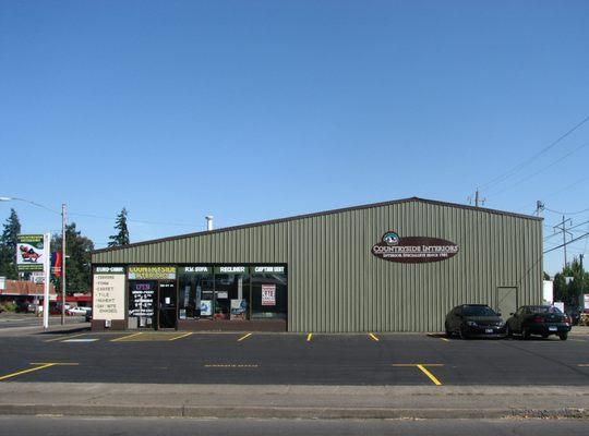 Store Front across from Mcdonalds and Dairy Queen on East side of HWY 99