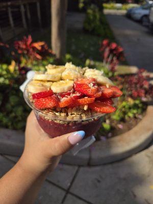 Small superfood bowl with acai base