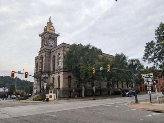 Columbiana County Courthouse, Lisbon