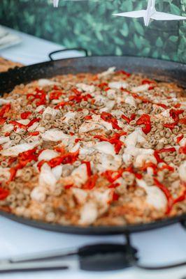 Chicken & Chorizo Paella (boneless chicken, pork chorizo, artichoke hearts, & green olives)