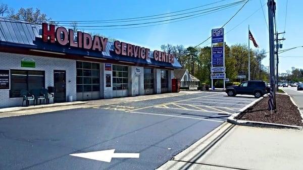 Holiday Service Center