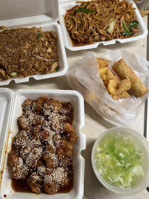 R4. Chicken Fried Rice, N1. Lo Mein (chicken), A4. Crab Rangoon, A1. Egg Roll, 25. Sesame Chicken, S1. Egg Drop Soup