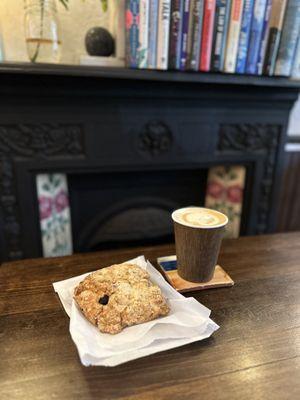 Blueberry and lemon scone, small latte - IG @bougiefoodieboi