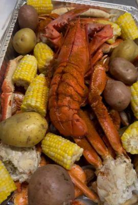 Seafood Boil - Get Your Hands Dirty!!