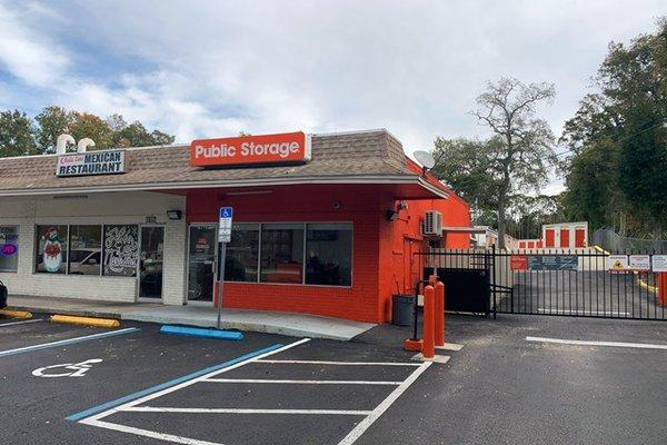 Public Storage