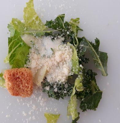 Our Caesar Salad brings the most famous salad with a light ingredients to make it a favorite