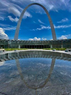 Gateway arch