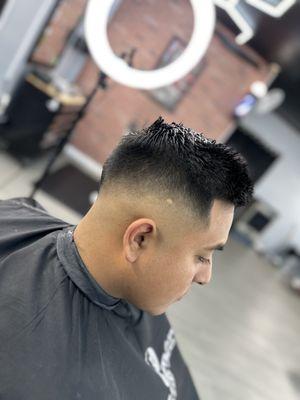 Mid drop skin fade