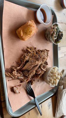 Pulled pork plate with Mac n cheese and broccoli salad