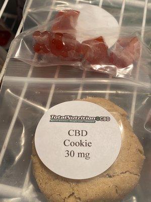 Cbd Gummies & Cbd PB cookie