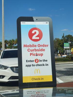 Mobile ordering parking spots