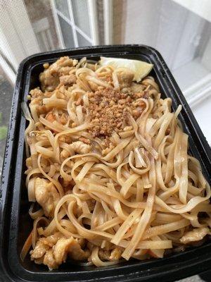 chicken pad thai