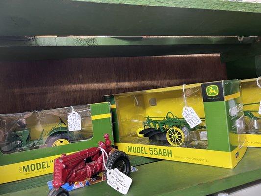 Model John Deere